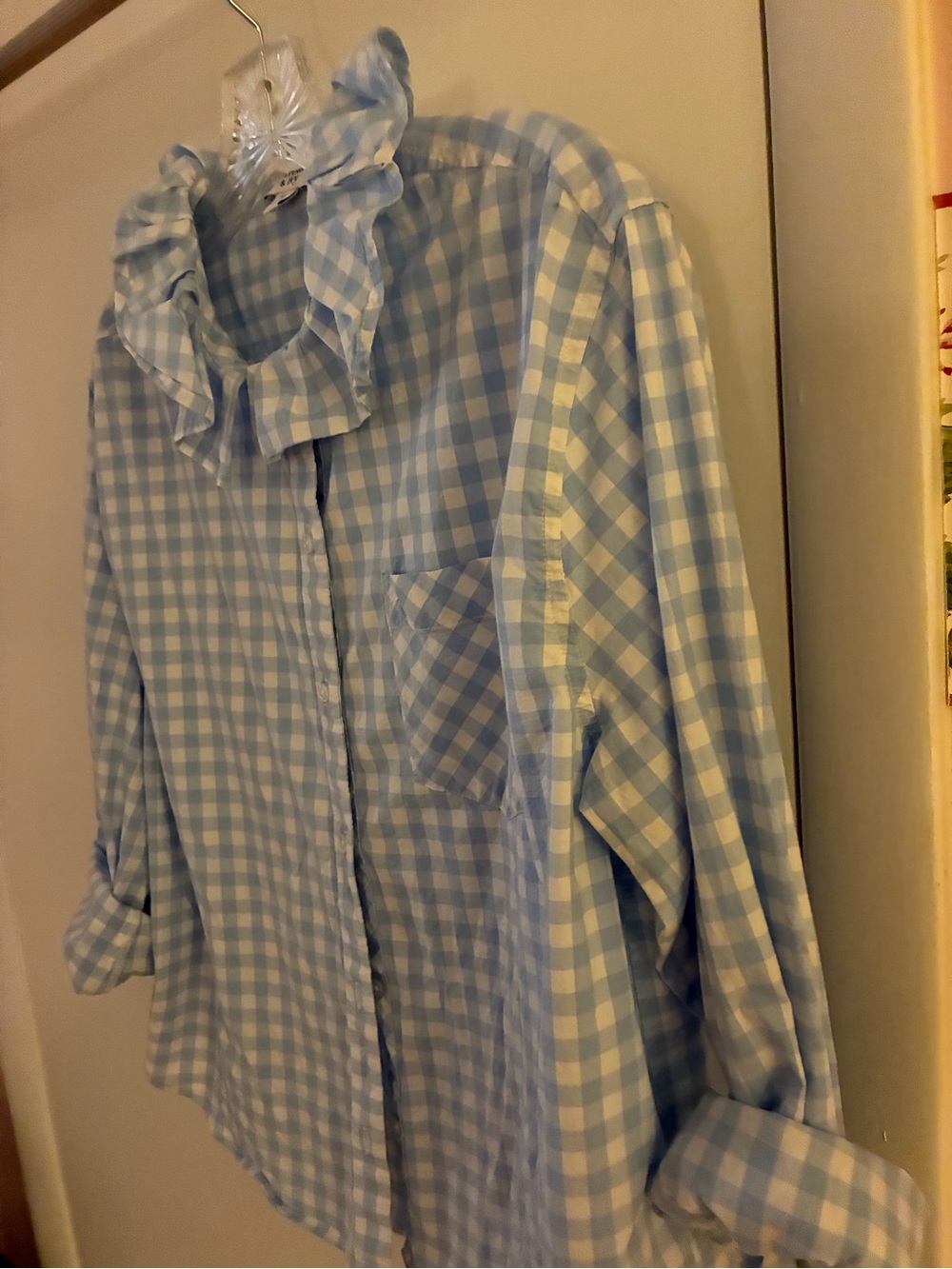Re-worked, re-cycled, ruffled collar shirt - Picture 2 of 3
